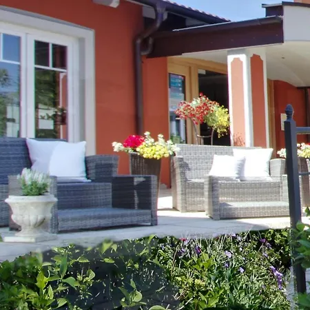 Πανσιόν Gaestehaus Zehmerhof Bei Erding