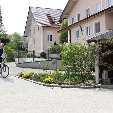 Gaestehaus Zehmerhof Bei Erding Walpertskirchen
