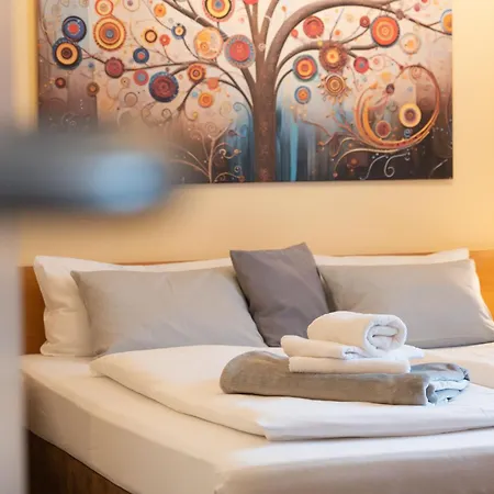 Gaestehaus Zehmerhof Bei Erding *