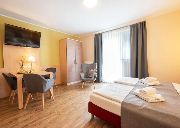 Gaestehaus Zehmerhof Bei Erding 3*