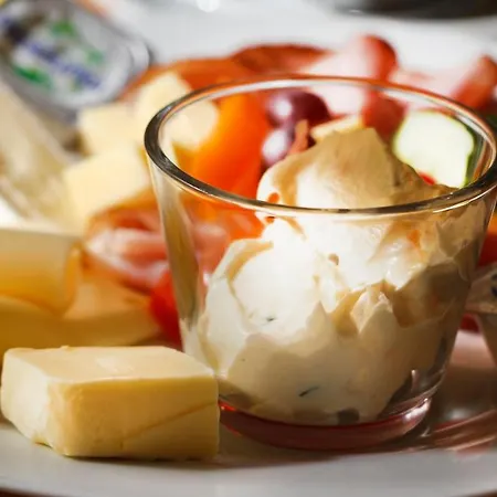 Gaestehaus Zehmerhof Bei Erding *