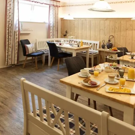 Gaestehaus Zehmerhof Bei Erding Hotel 3*