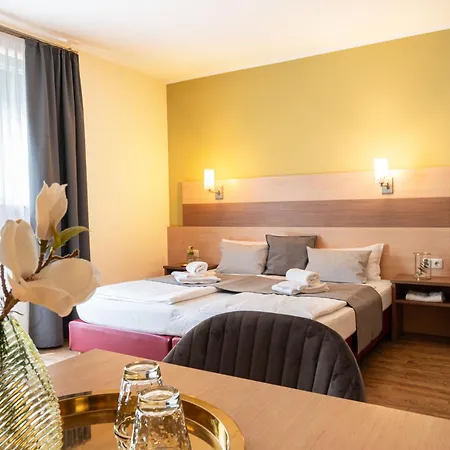Gaestehaus Zehmerhof Bei Erding Hotel