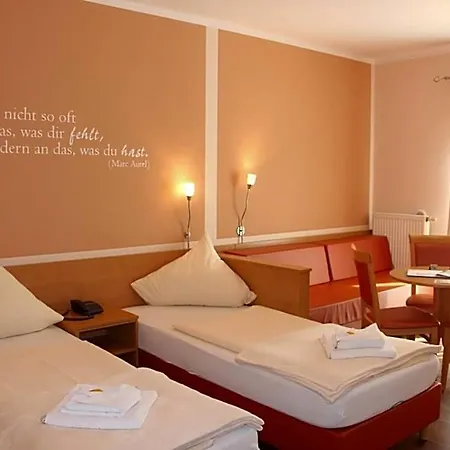 호텔 Gaestehaus Zehmerhof Bei Erding