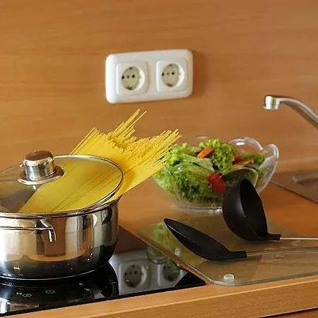호텔 Gaestehaus Zehmerhof Bei Erding 3*