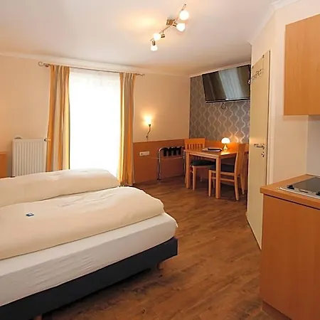 호텔 Gaestehaus Zehmerhof Bei Erding 발퍼트스기르헹