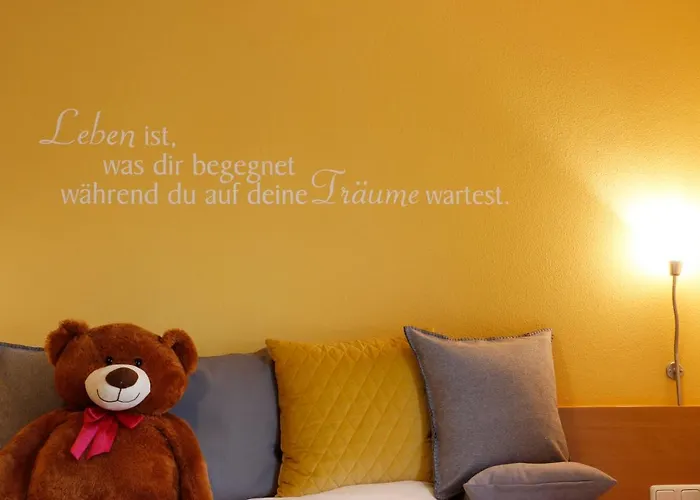 호텔 Gaestehaus Zehmerhof Bei Erding 3*